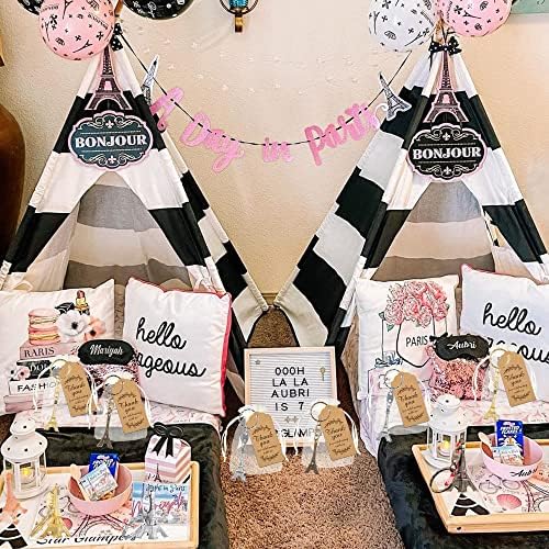 15 Piece Paris Party Favor Keychain Set